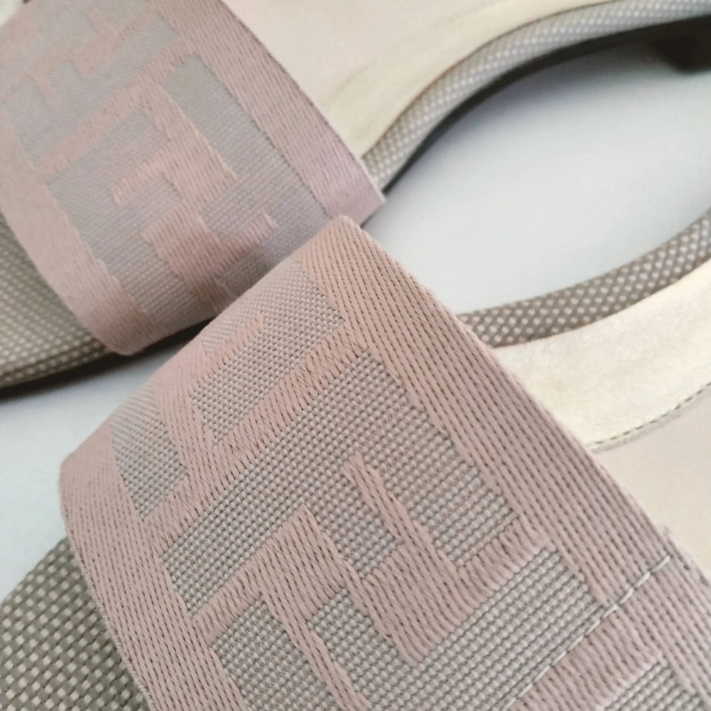 Fendi Pink Woven Sandals Womens Size 6.5
